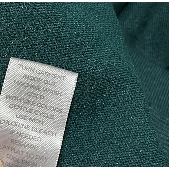 New Avenue Women's Sweater Hunter Green Keyhole Silver Stud Size 18/20 - Picture 8 of 8